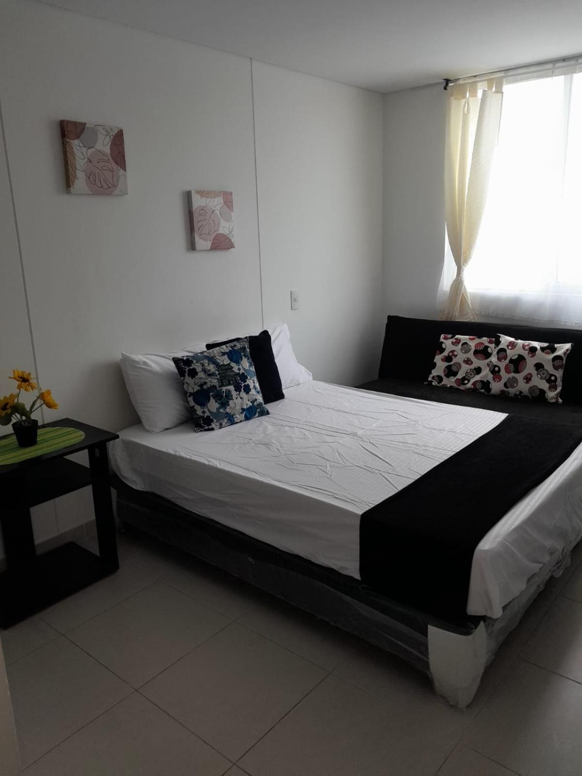 Apartamento En El Rodadero Con Piscina Y Jacuzzi *